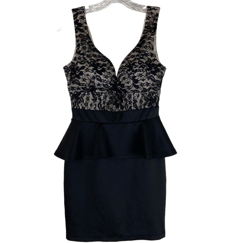 Emerald Sundae Juniors Lace Peplum Short Dress Size Medium